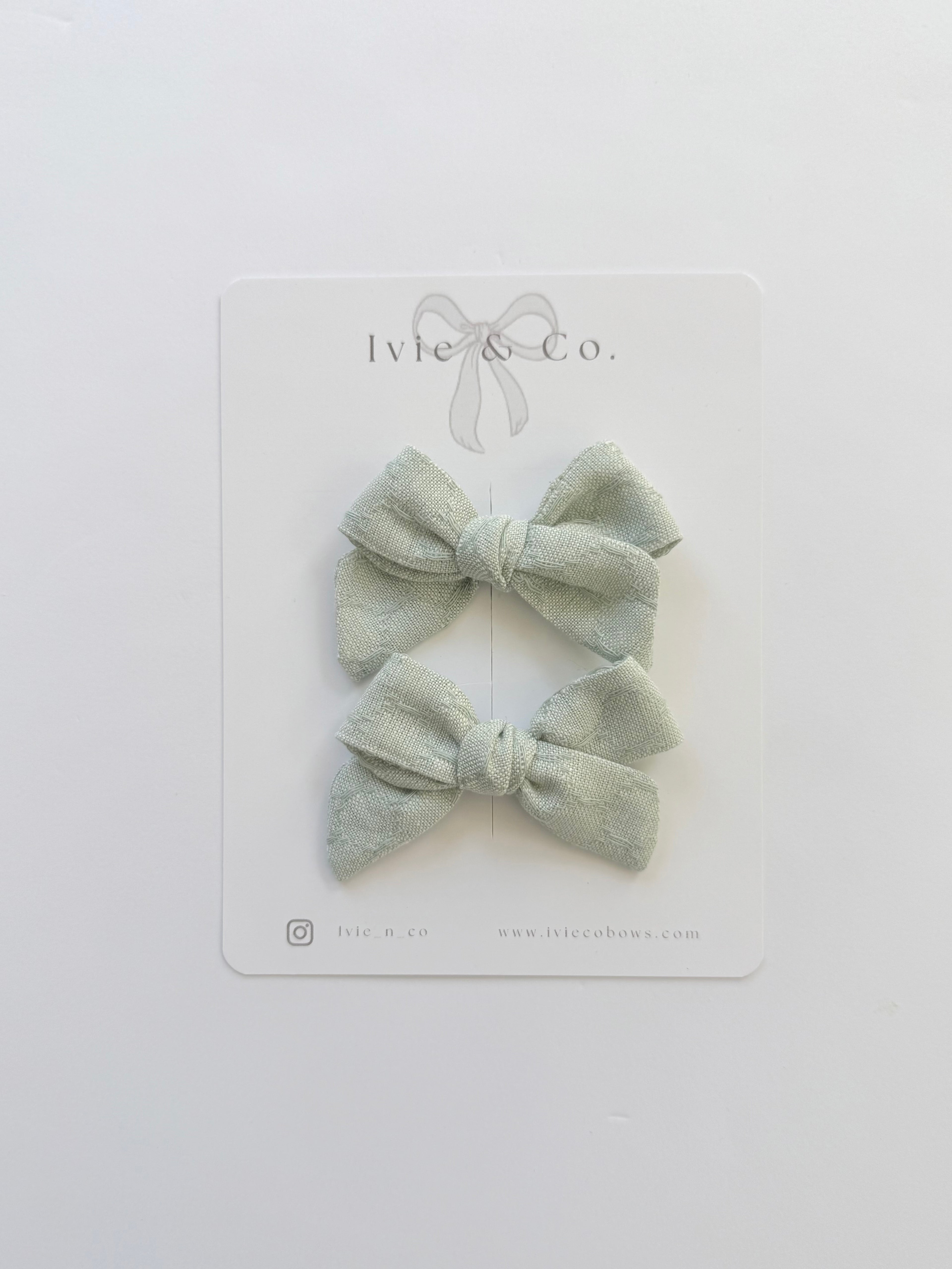 Small Claire Bow Set