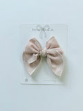 Medium Poppy bow
