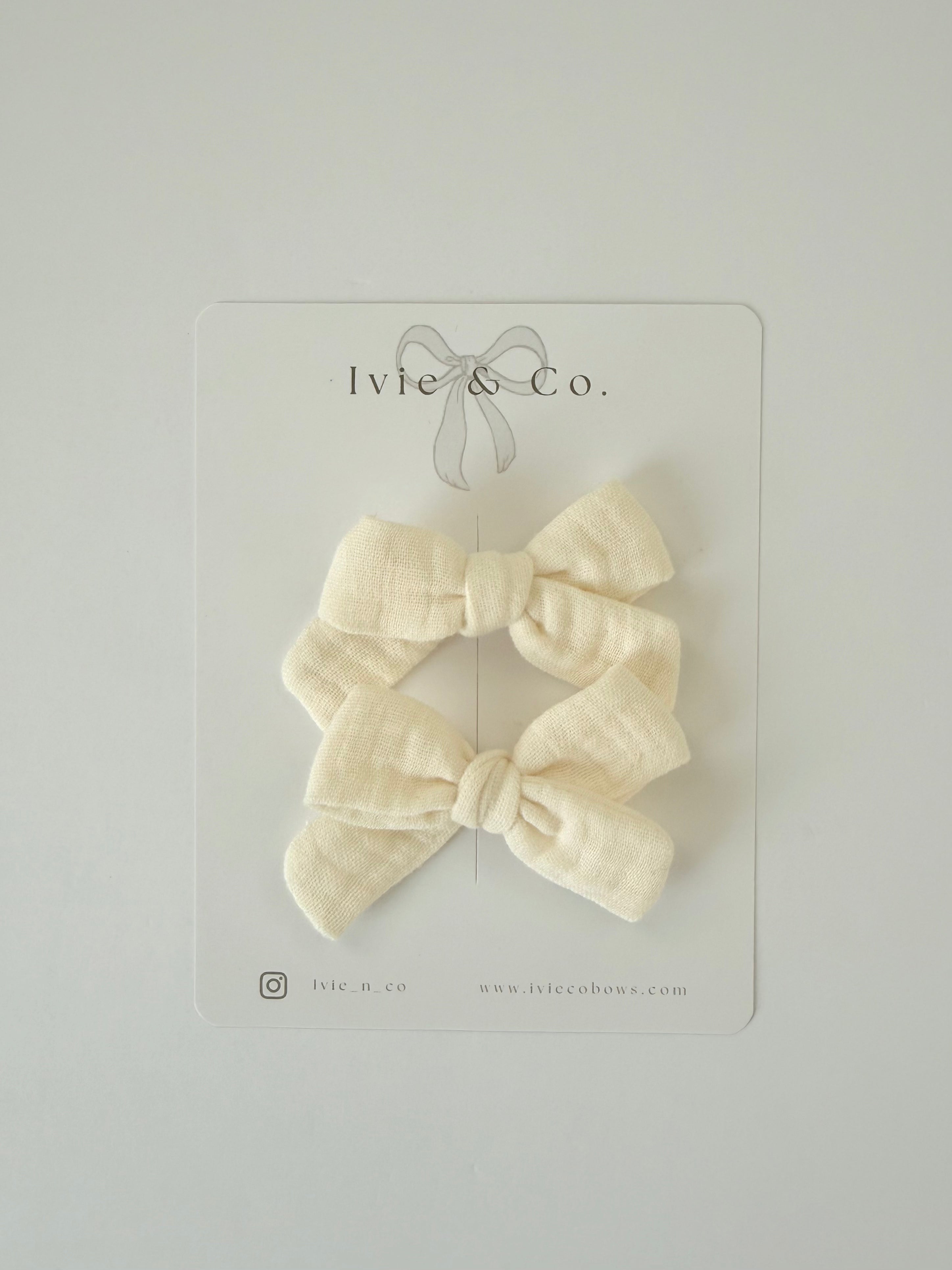 Small Millie Bow Set