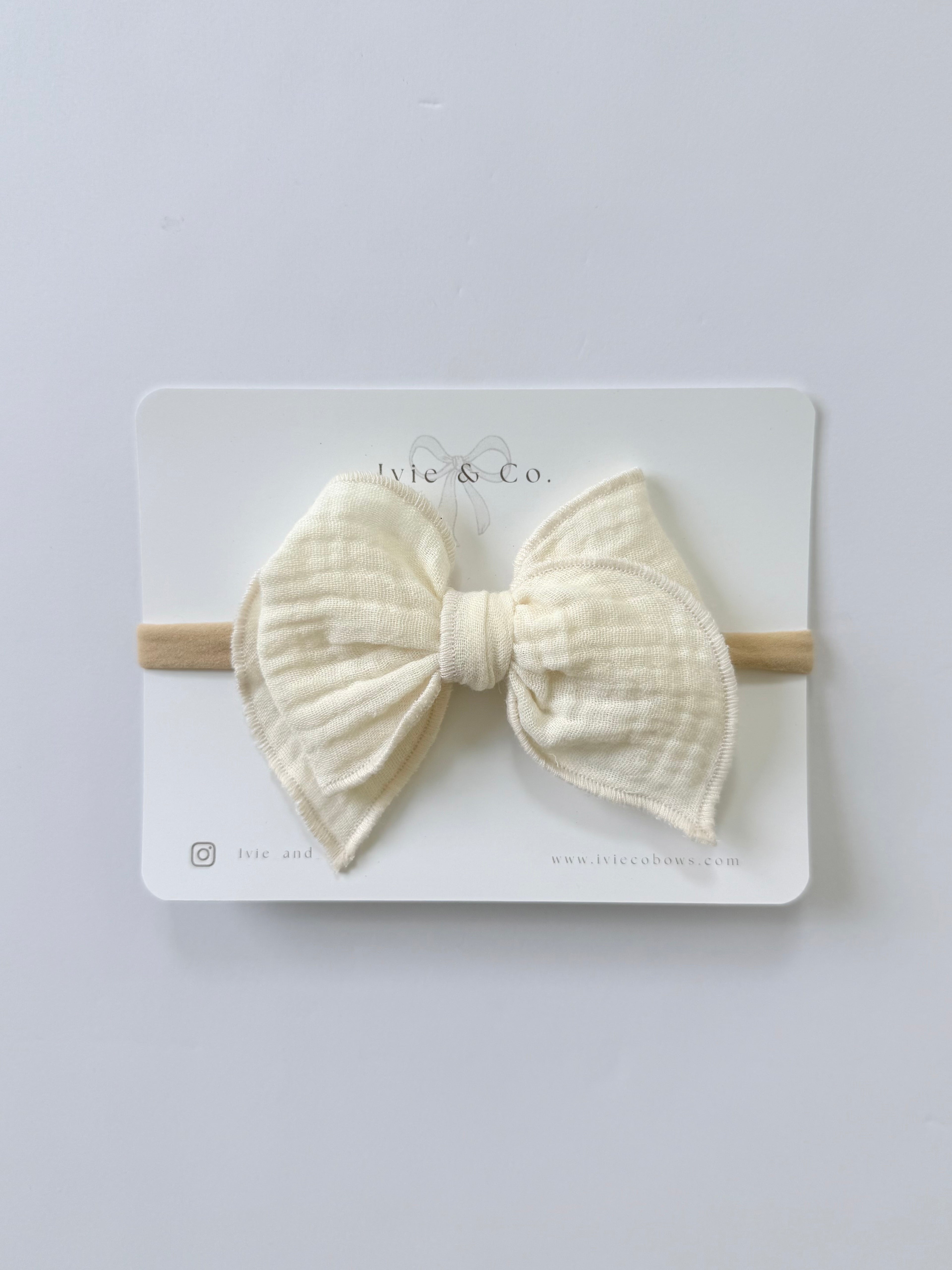 Medium Millie bow