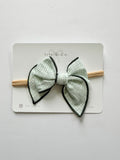 Medium Bridgette Bow